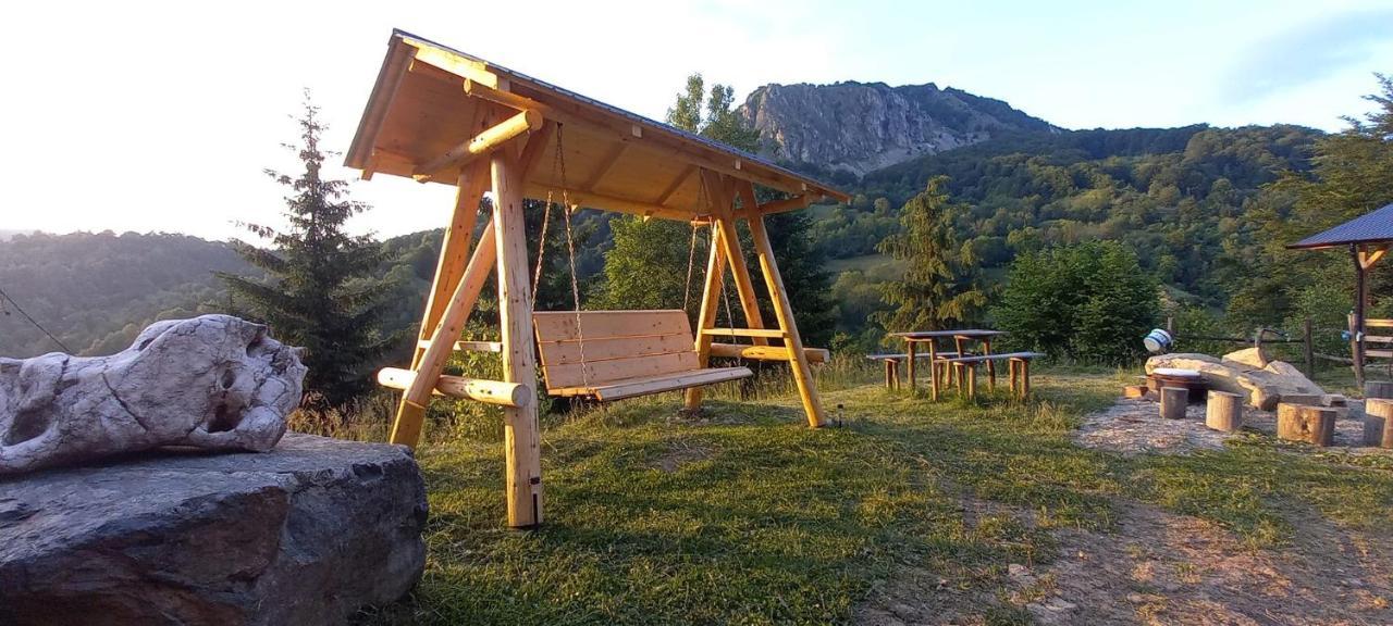 Cabana Belvedere Dragoslavele מראה חיצוני תמונה